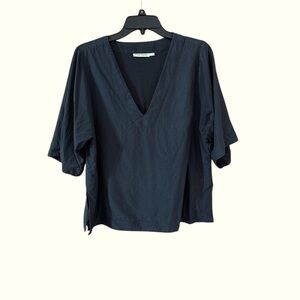 Roller Rabbit Yansel V-Neck Short Bell Sleeve Solid Woven Top Medium